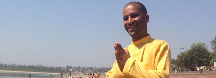 Who is Digamber chamoli